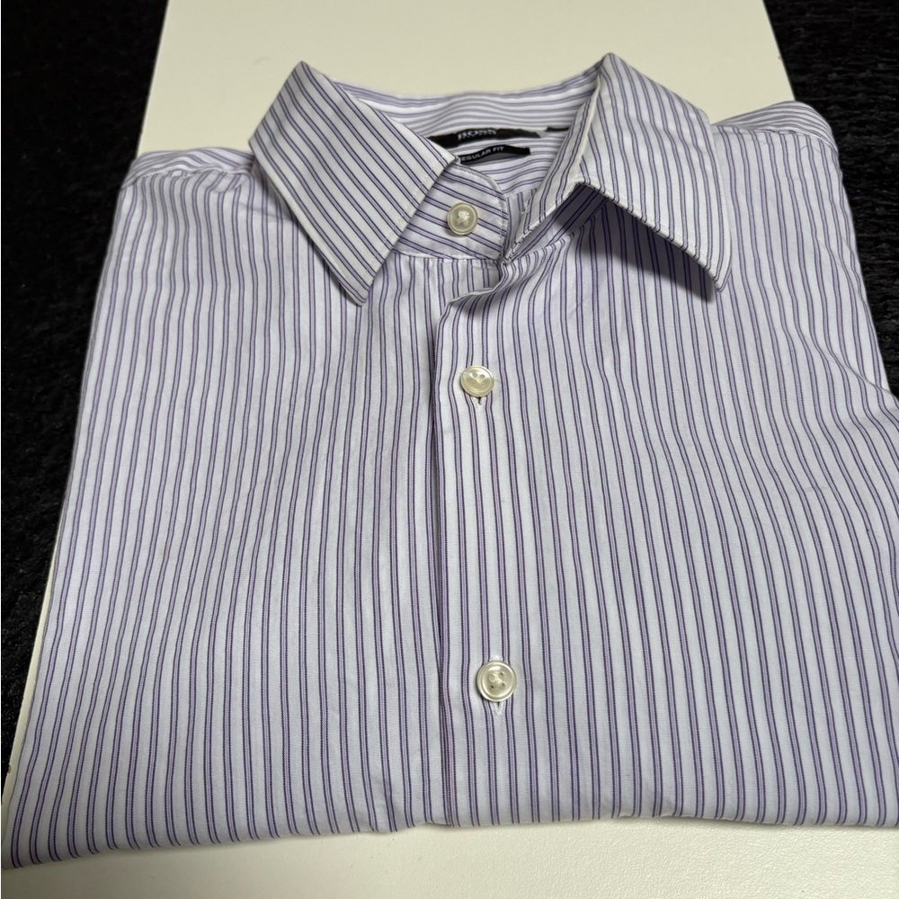 Hugo Boss EUC 100% cotton shirt. Size 17X36